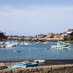 Residence Le Casino - Appartement A Trestraou Plage De Perros Guirec Mae-3704